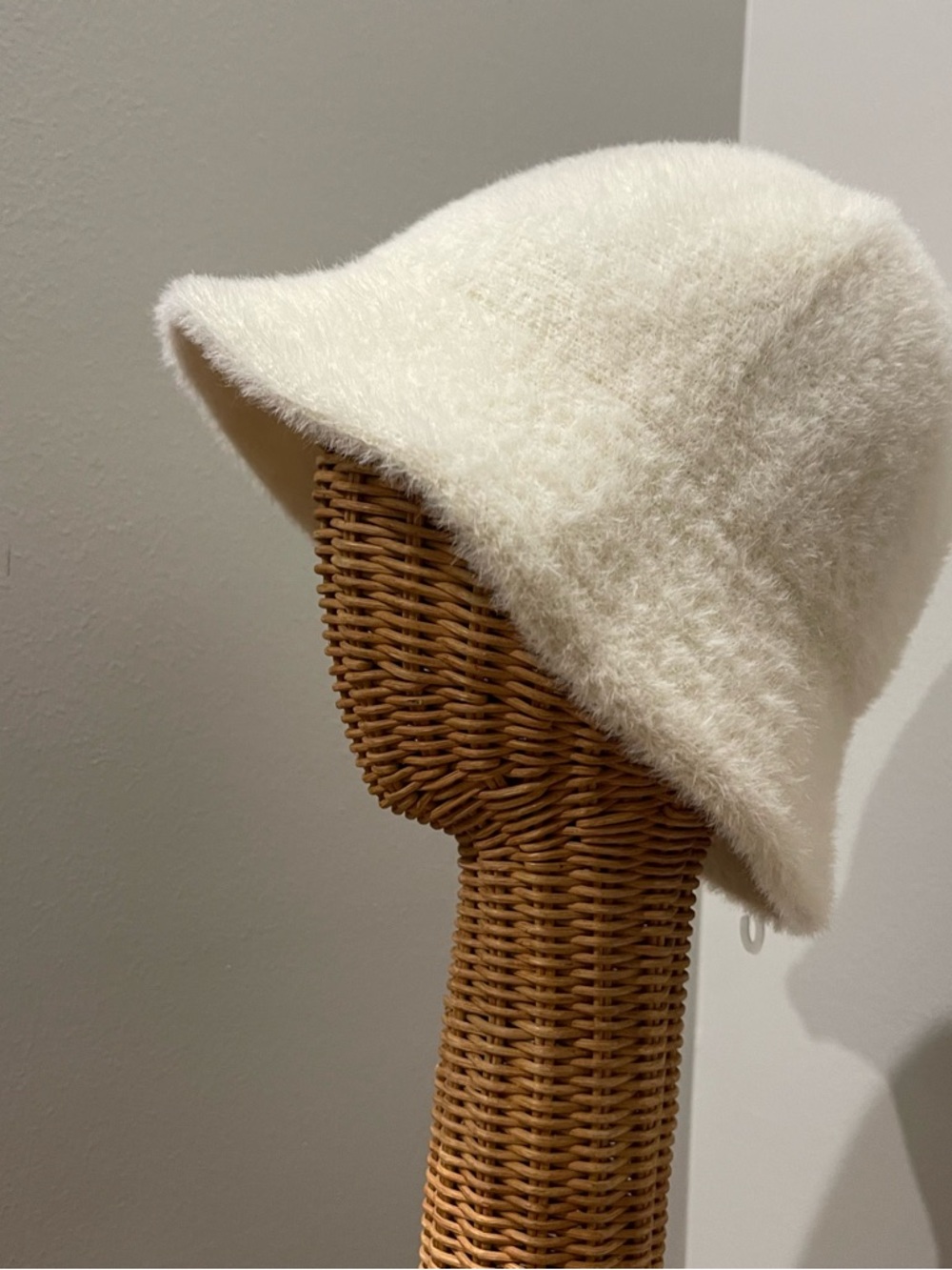 NWT Altar'd State Vegan Wool Bucket Hat | Cream Fuzzy